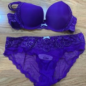 Dream Angels Bra NWT 34B SM panty set